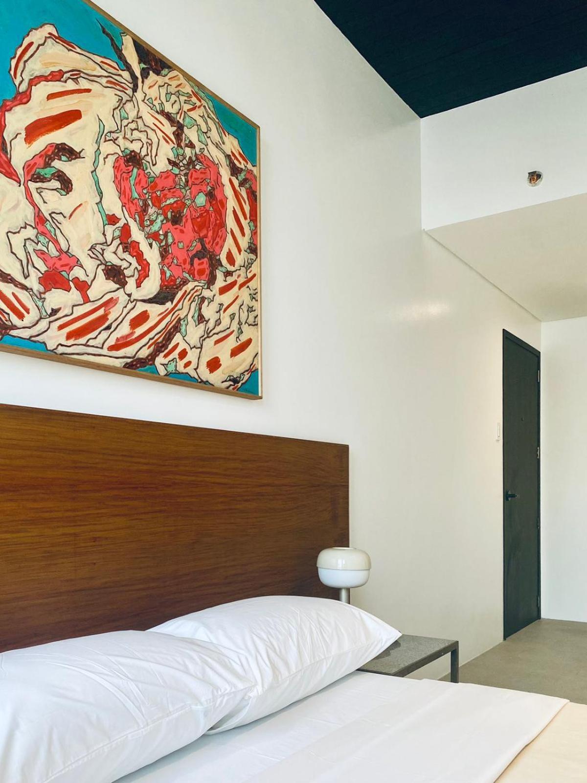 Cayco House By Hotel Durban Макати Экстерьер фото